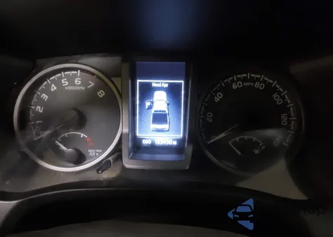 2017 Toyota Tacoma Trd Sport z USA, uszkodzony, nr VIN 3TMCZ5AN8HM059042